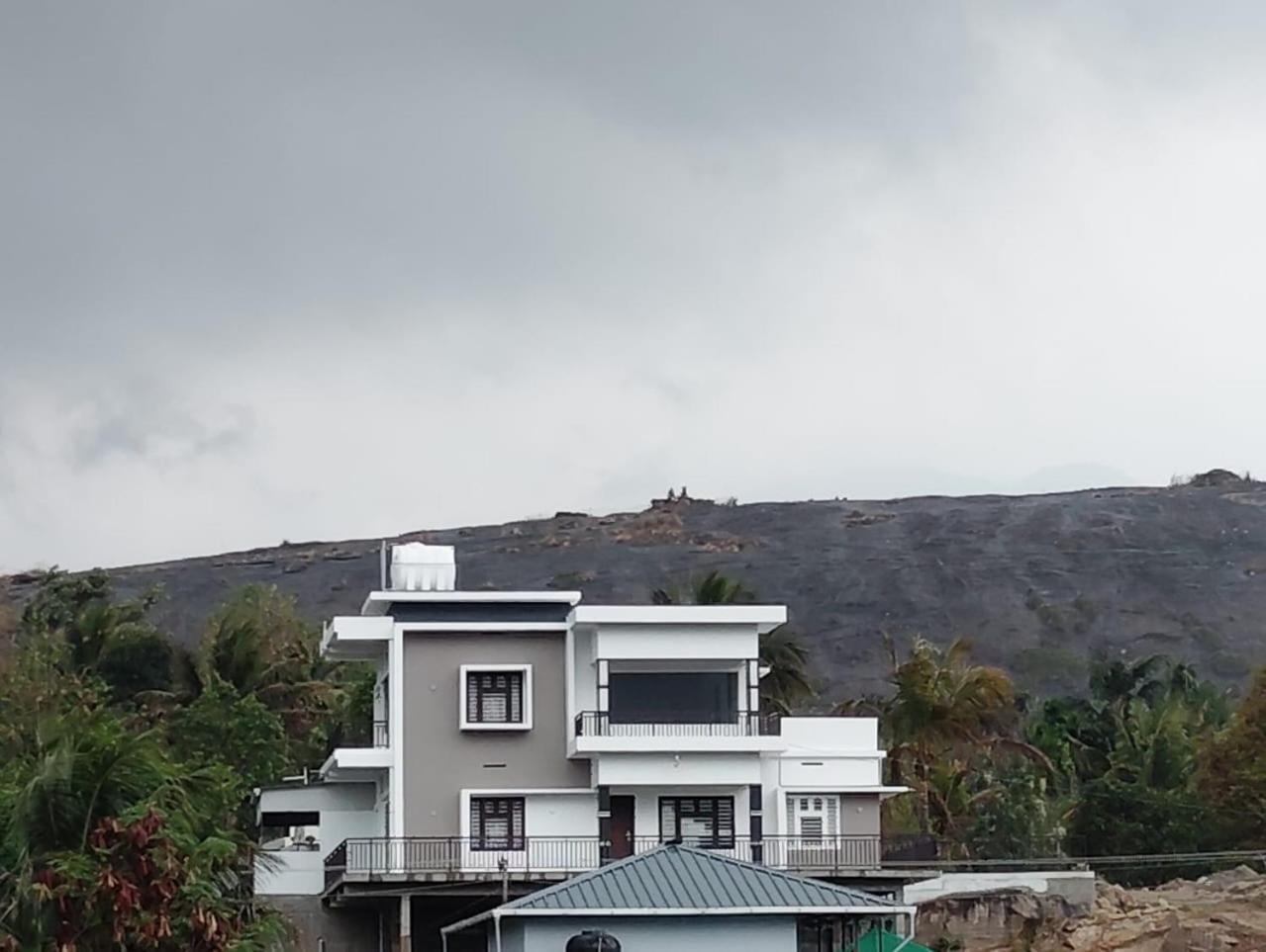 Bro Code Marayoor Villa Maraiyur Exterior photo