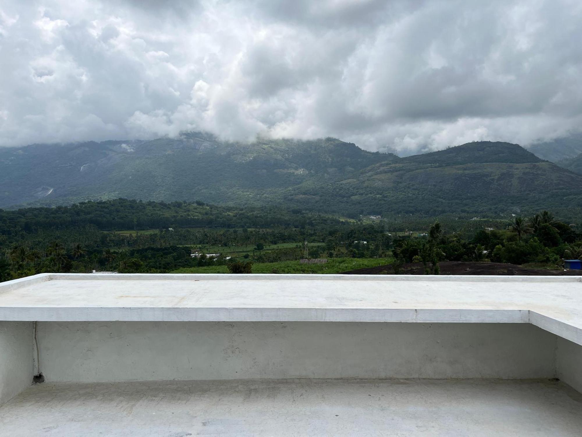 Bro Code Marayoor Villa Maraiyur Exterior photo